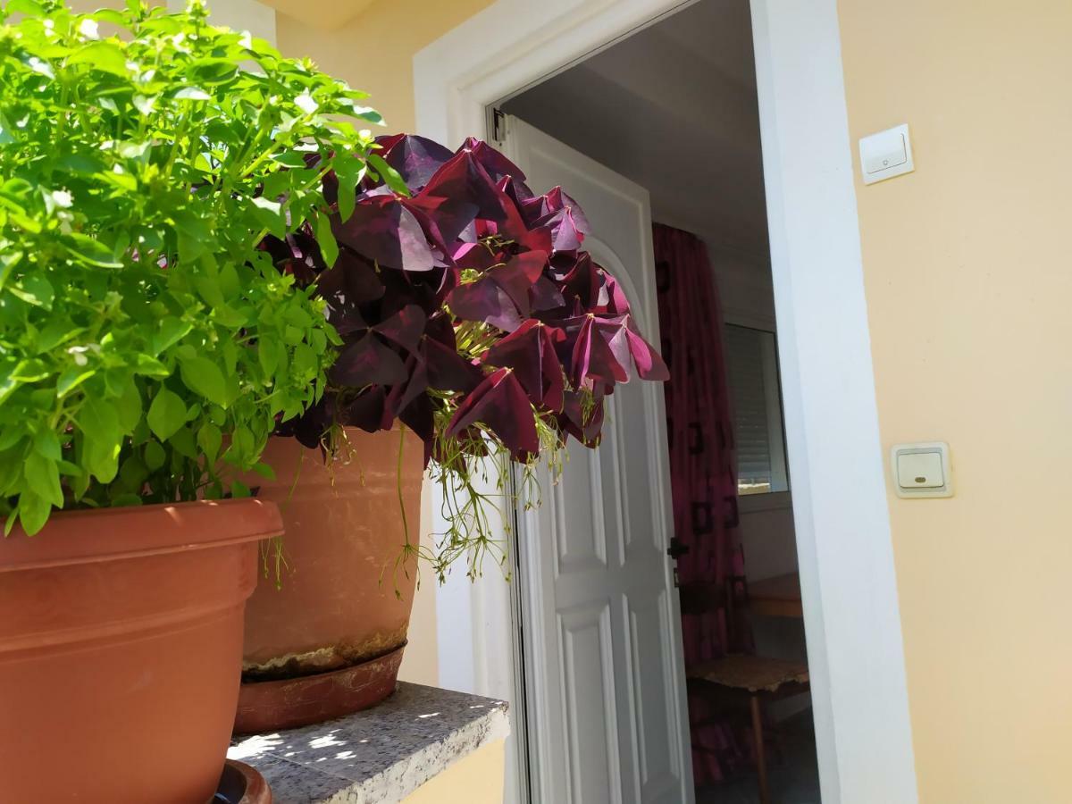 Joen Apartments Sarande Luaran gambar